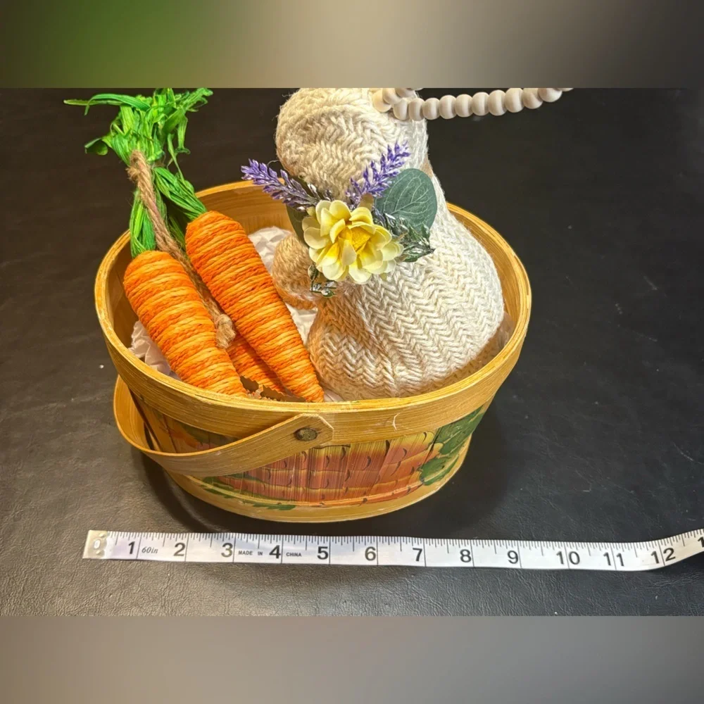 Bunny, carrot bundle in a Carrot Basket - NWOT